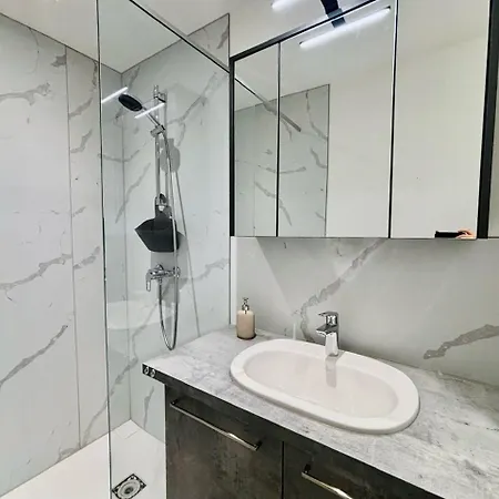 Apartman Neu! Wohnen & Erholen Im Wunderschoenen Graz-mariatrost Graz